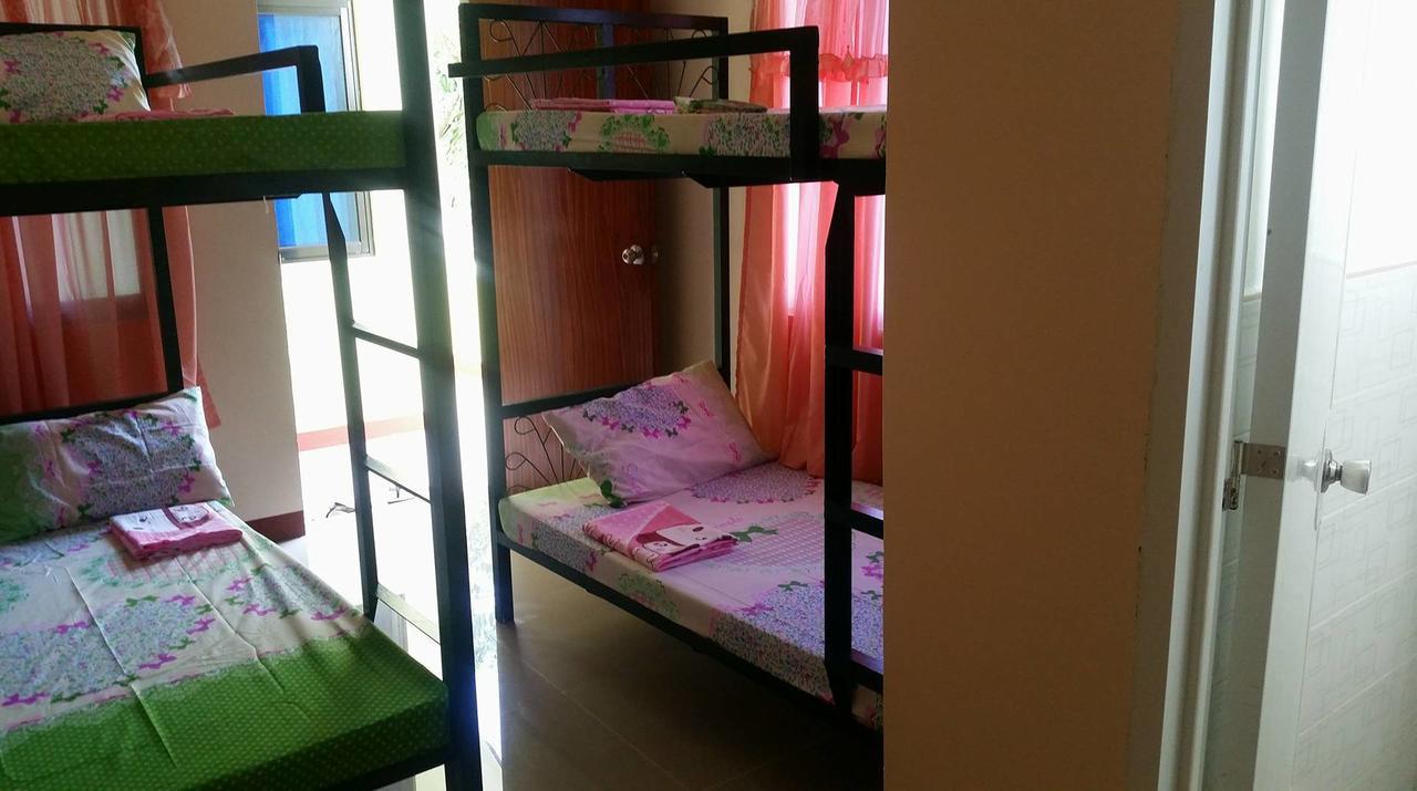 Rms Travellers Inn Poro Bagian luar foto